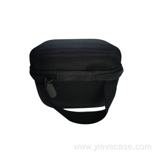 Outdoor portable storage bag